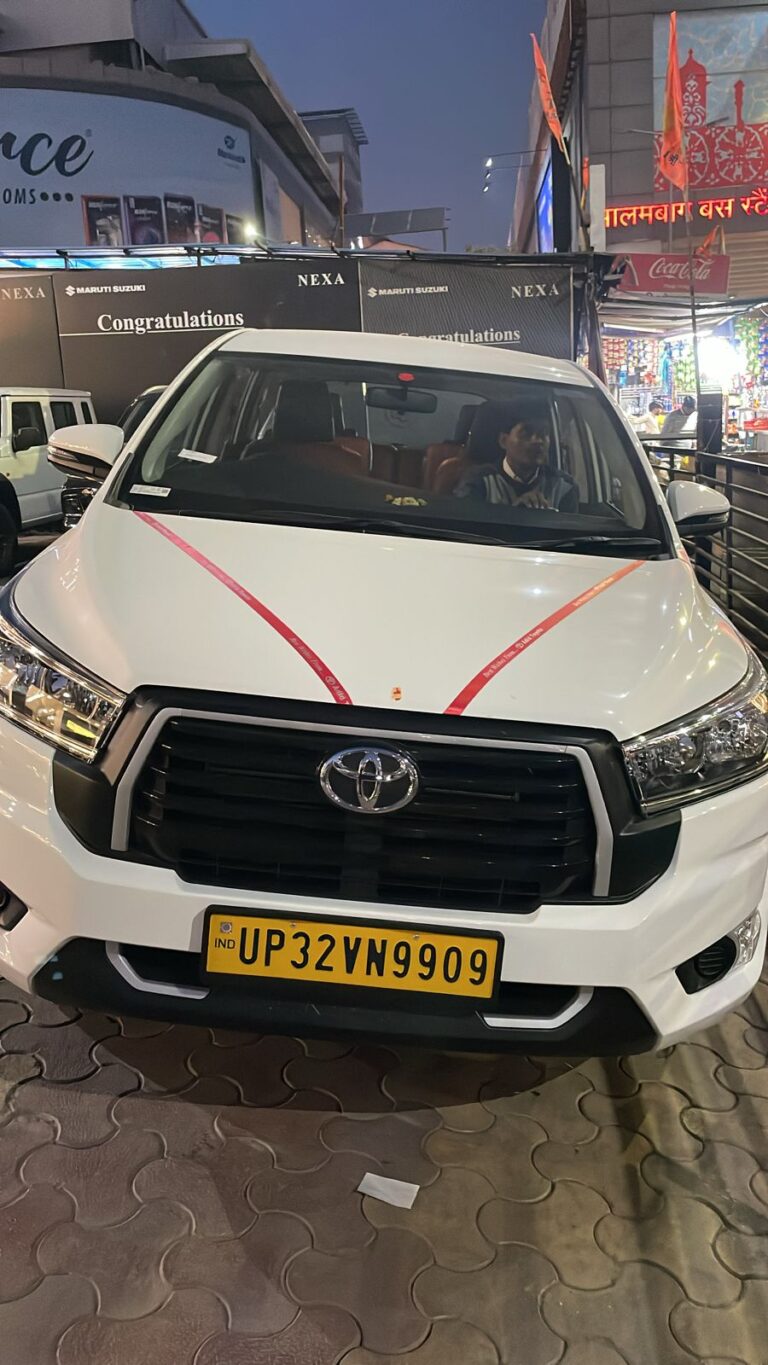 INNOVA CRYSTA